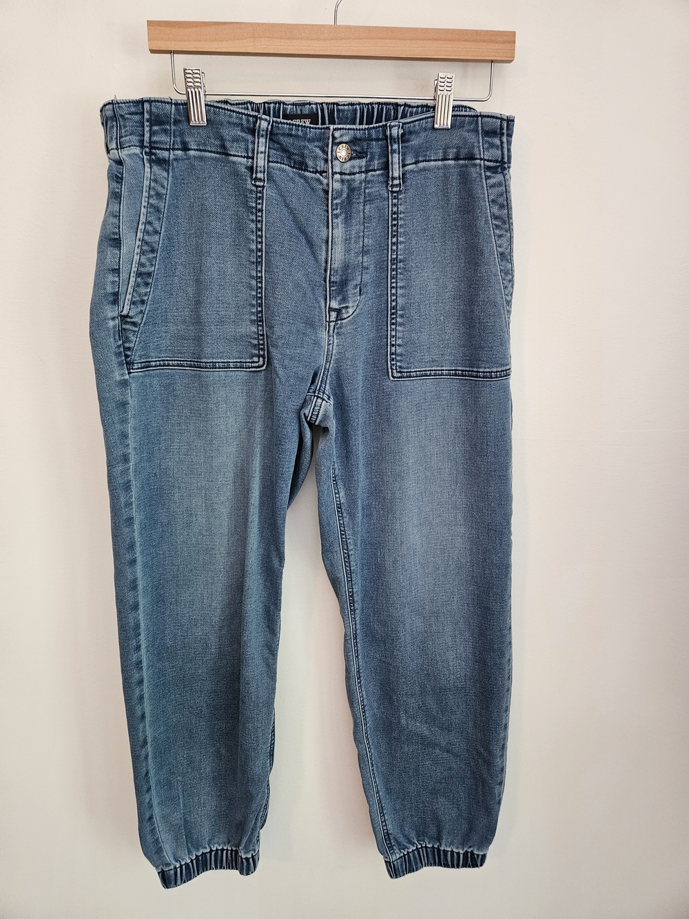 J Crew Factory Utility Jogger Medium Wash Blue Jeans, Women's 31